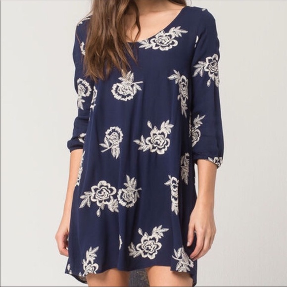 Full Tilt Tops - Full Tilt Embroidered Top